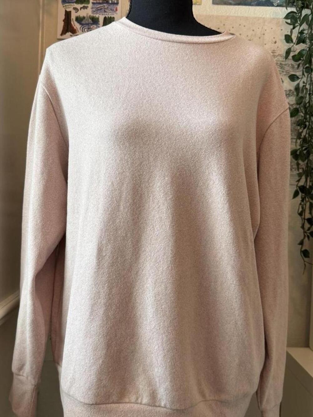 Uniqlo Blush Pink Crewneck Sweatshirt Small